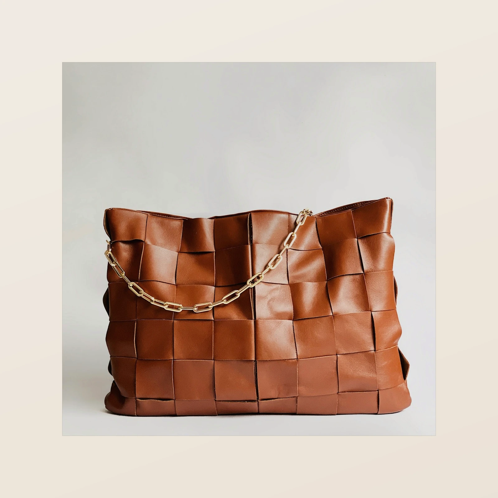 Liora Shoulder Bag